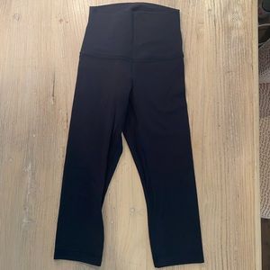 Lululemon navy blue align 17” crop pants